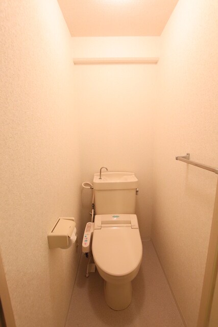 物件内観写真14　(お手洗いスペースです。)