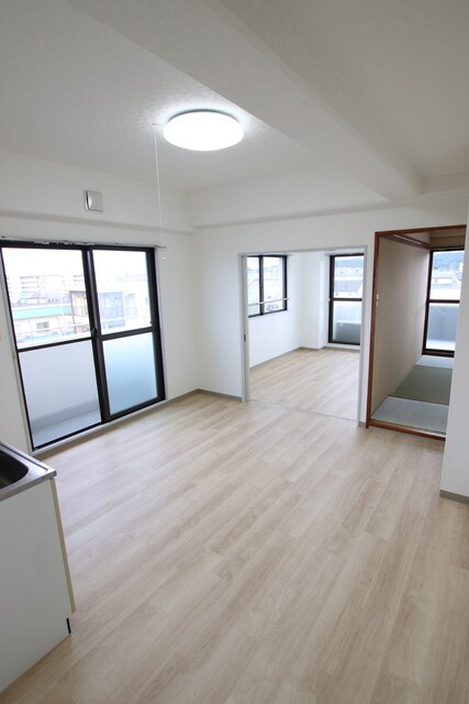 物件内観写真22　(リビングです)