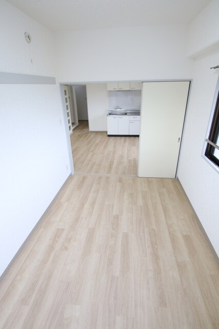 物件内観写真23　(洋室です)