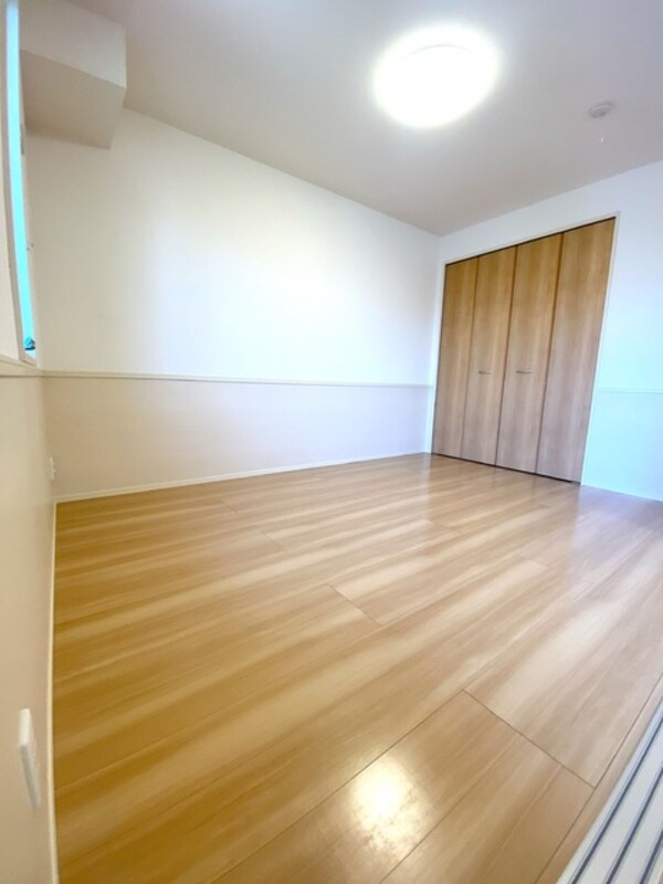 寝室(＊照明は設備ではありません)