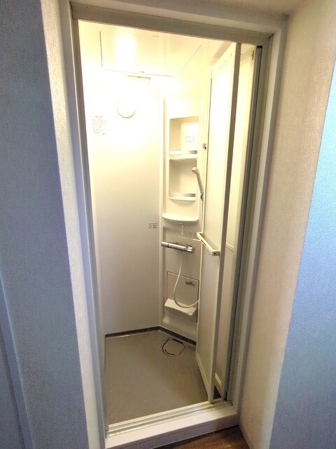 物件内観写真12　(シャワールームです♪)