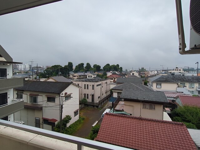 物件内観写真17　(バルコニーからの景色です♪)