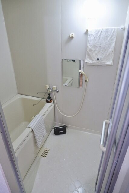 物件内観写真12　(バスルーム♪※小物は設備ではありません)