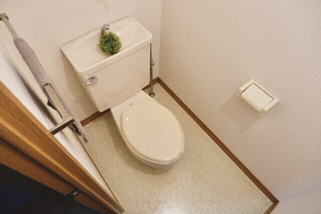 物件内観写真17　(バストイレ別♪※小物は設備ではありません)