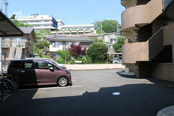 駐車場(駐車場（要空き確認）)