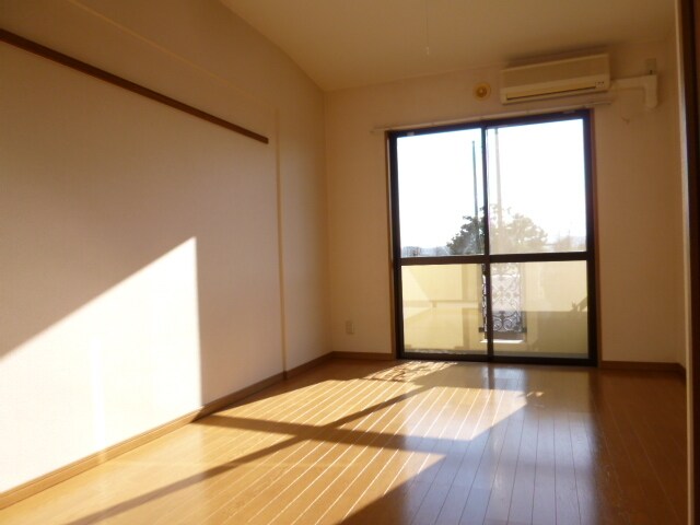 物件内観写真9　(※別室参考写真)