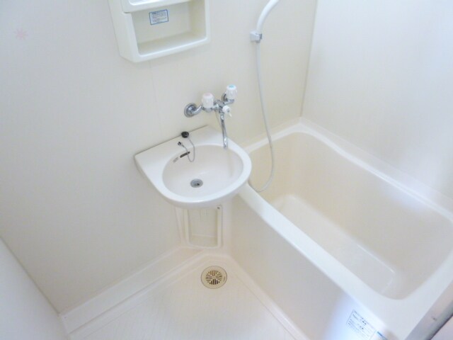 物件内観写真11　(※別室参考写真)