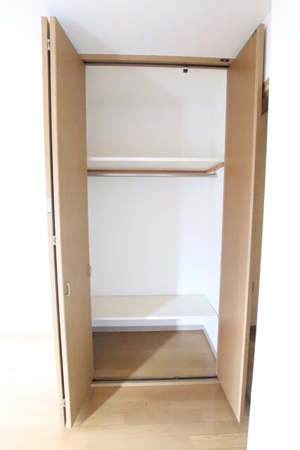 物件内観写真16　(クローゼット♪)