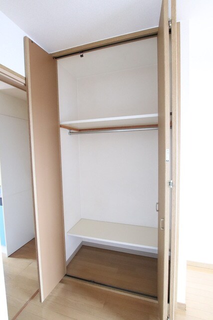 物件内観写真17　(クローゼット)