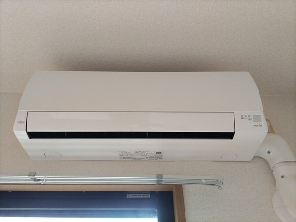 設備(エアコンです)