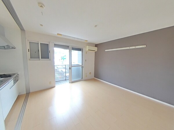 居室(南向きです)