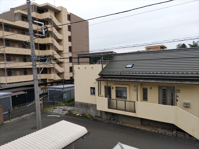 物件内観写真8　(バルコニーからの景色です)
