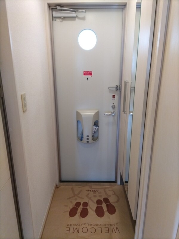 玄関(玄関です)