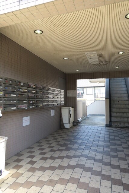 物件外観写真4　(集合ポスト)