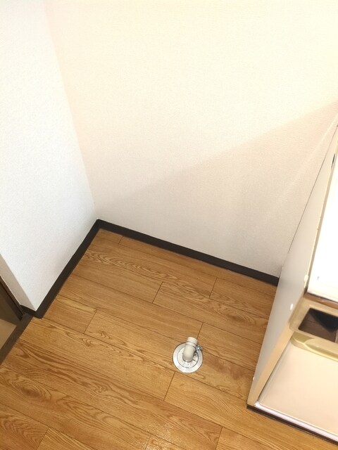 物件内観写真13　(室内洗濯機置き場)