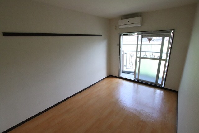 物件内観写真20　(6.8帖洋室☆)