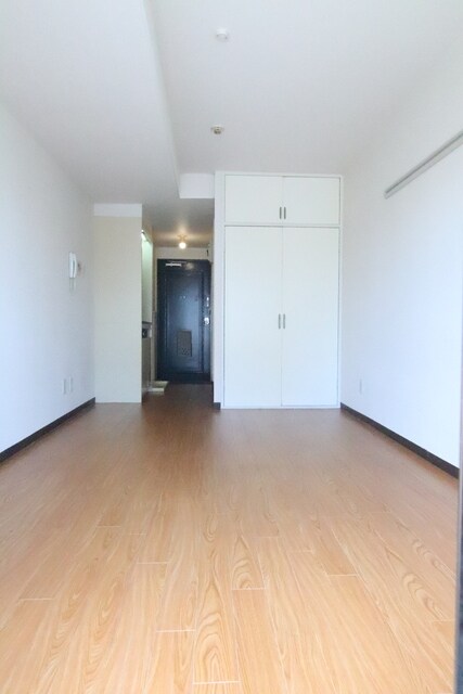 物件内観写真10　(7.5帖の洋室)