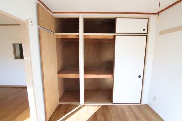 物件内観写真15　(収納)