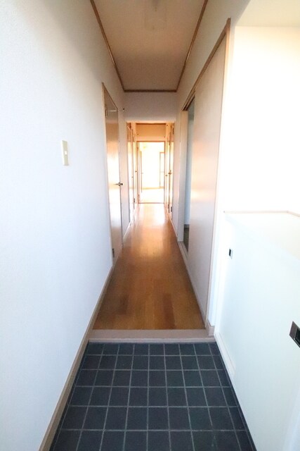 物件内観写真17　(玄関)