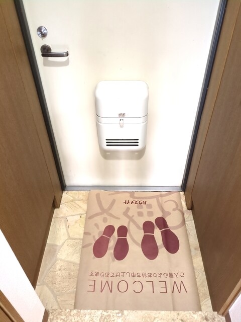 物件内観写真11　(玄関です♪)