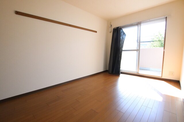 物件内観写真23　(カーテンは設備ではありません)