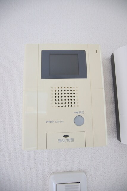 物件内観写真17　(TVモニタ付ドアホンです♪)