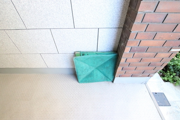 共用設備(ゴミ置き場です)