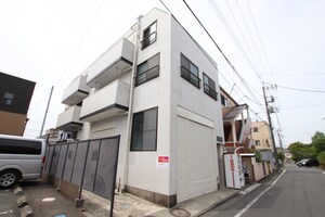 グランドア越野外観写真