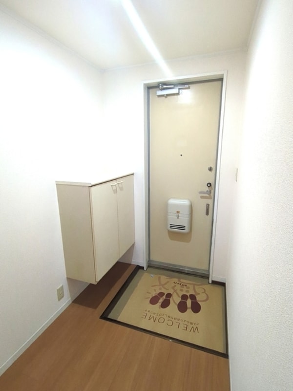 玄関(玄関です♪)