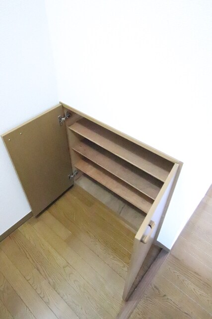 玄関(シューズボックス)