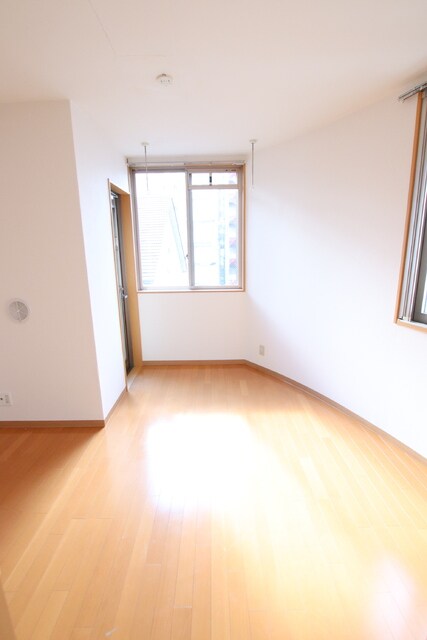 物件内観写真9　(居室です♪)