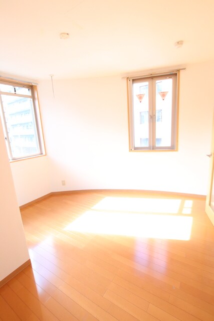 物件内観写真10　(居室です♪)