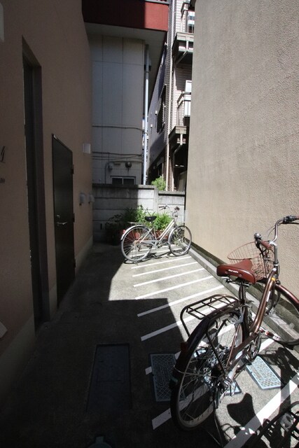 物件外観写真7　(駐輪場)