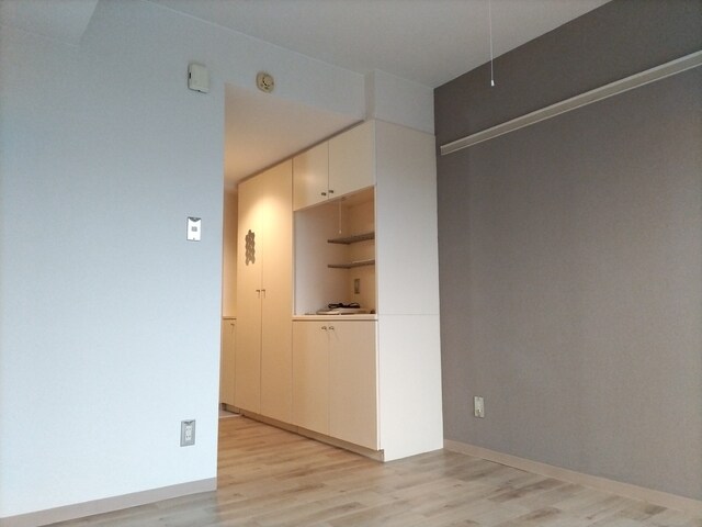 物件内観写真9　(6.2帖の居室です♪)