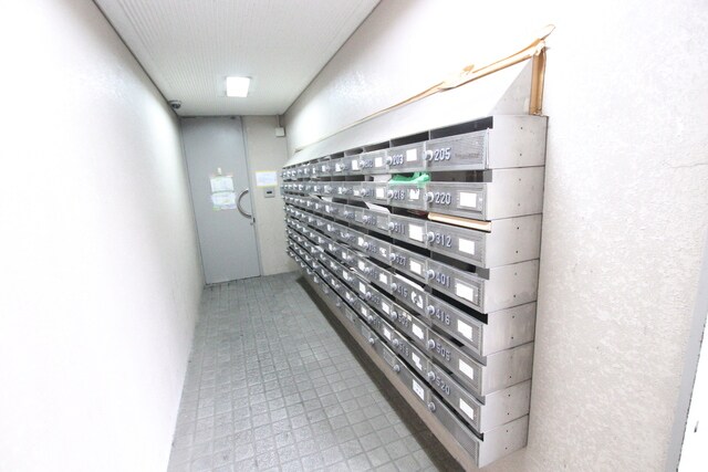 物件外観写真4　(集合ポスト)