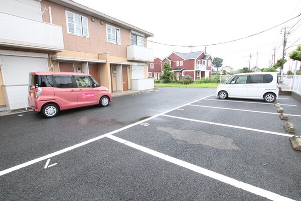 駐車場(敷地内駐車場♪（要空確認）)