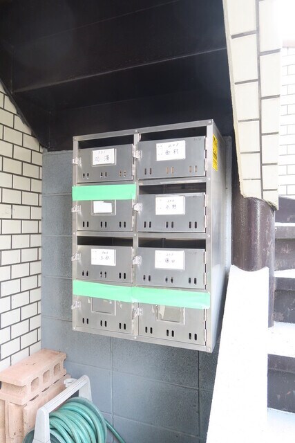 物件外観写真3　(集合ポスト)