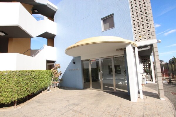 エントランス(建物入口)