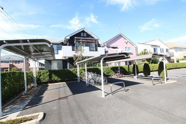 物件外観写真8　(駐輪場)