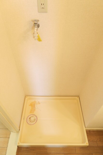 物件内観写真20　(洗濯機置場)