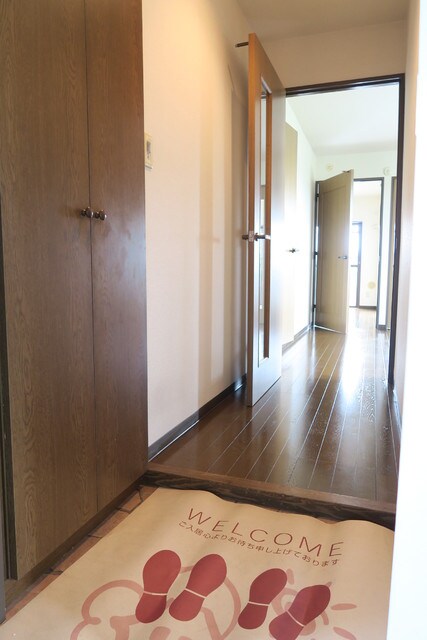 物件内観写真18　(玄関になります！)