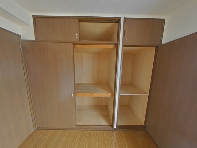 物件内観写真12　(収納です)