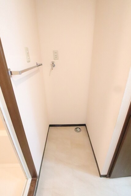 物件内観写真25　(洗濯機置き場)