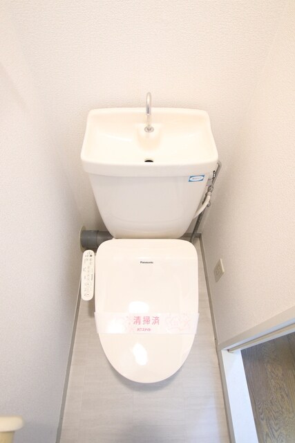 物件内観写真15　(トイレ)