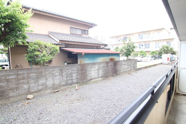 物件内観写真16　(バルコニーからの景色)