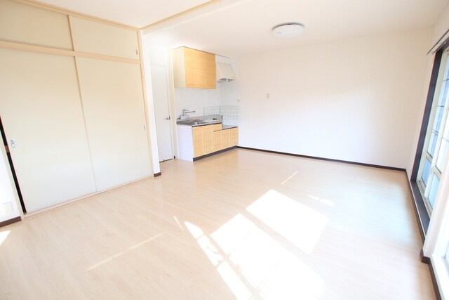 物件内観写真7　(照明は設備ではありません)