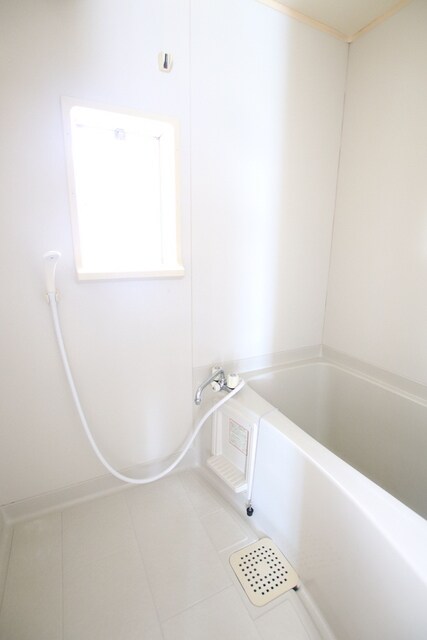 物件内観写真8　(バスルームです♪)