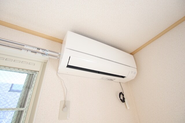 物件内観写真17　(エアコン1台設置済みです♪)