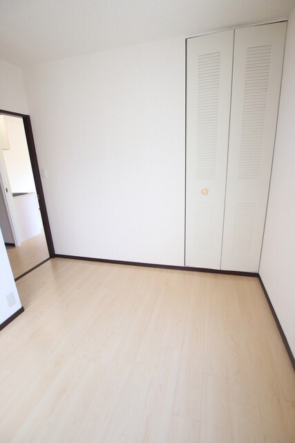 物件内観写真25　(4.5帖の洋室です♪)