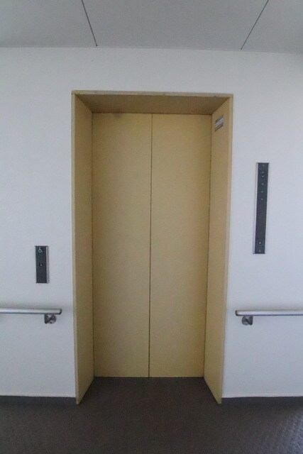 物件外観写真5　(エレベーター)